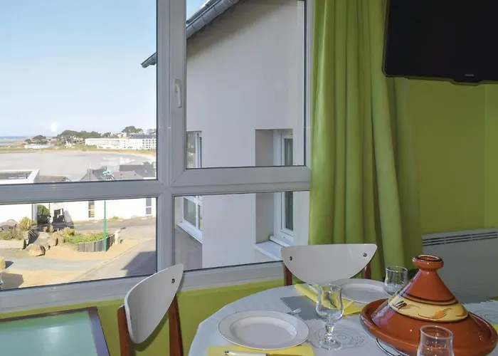 Awesome Apartment In Trevou Treguignec With Wifi